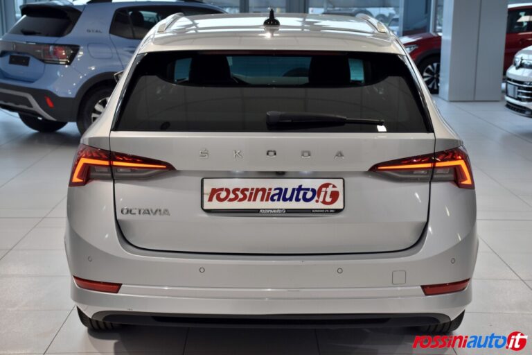 SKODA OCTAVIA WAGON 2.0 TDI 150 CV DSG STYLE DIESEL USATA