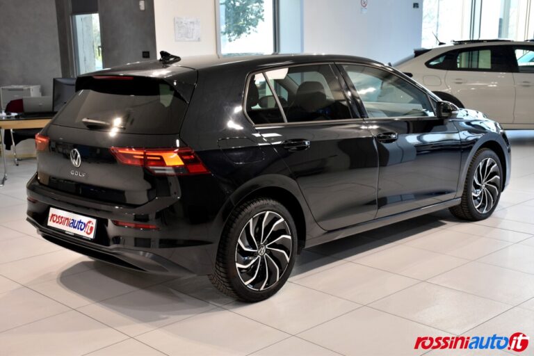 VOLKSWAGEN GOLF 8 DIESEL 2.0 TDI 150 CV DSG LIFE USATA
