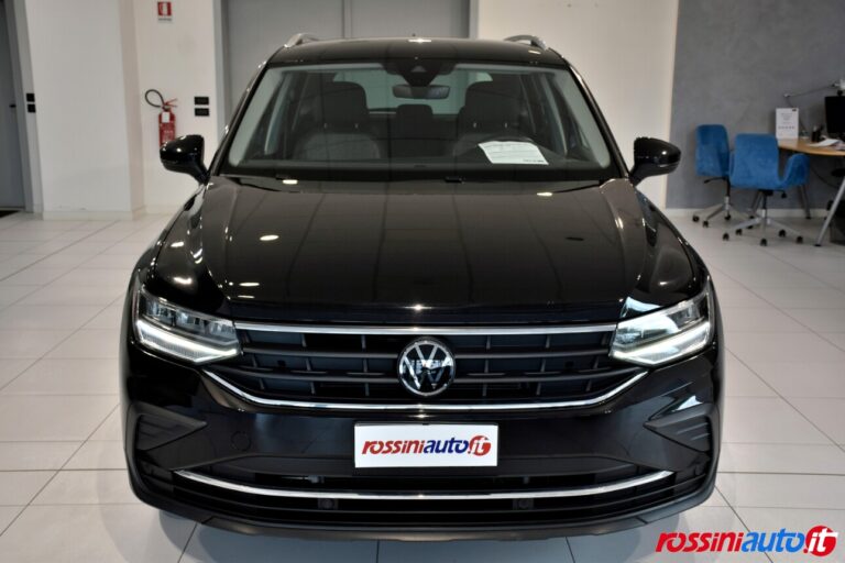 VOLKSWAGEN TIGUAN BENZINA 1.5 TSI 131 CV LIFE USATO