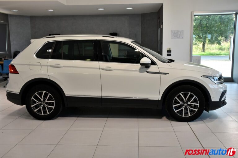 VOLKSWAGEN TIGUAN BENZINA 1.5 TSI 131 CV LIFE USATA