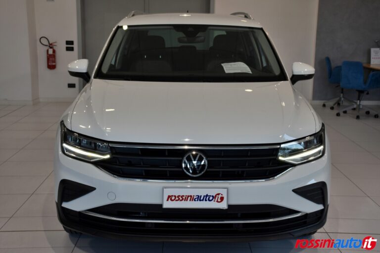 VOLKSWAGEN TIGUAN BENZINA 1.5 TSI 131 CV LIFE USATA