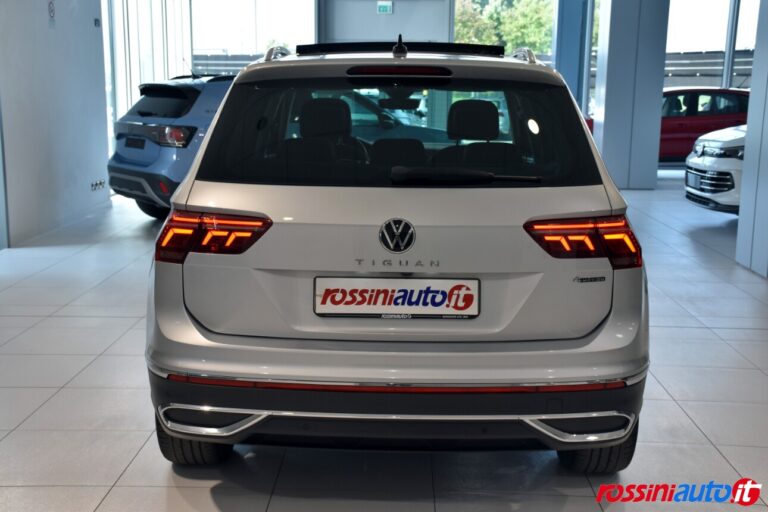 VOLKSWAGEN TIGUAN 2.0 TDI 150 CV DSG 4MOTION ELEGANCE USATA