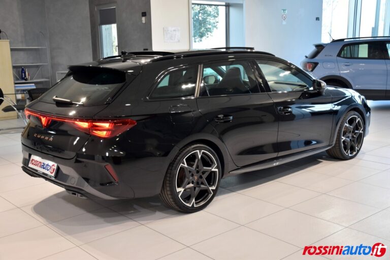 CUPRA NEW LEON SPORTSTOURER 1.5 HYBRID 150 CV DSG USATA