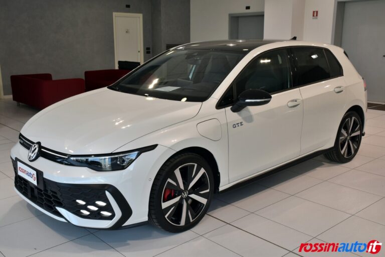 VOLKSWAGEN NUOVA GOLF 8.5 GTE 1.5 E-HYBRID 272 CV DSG USATA