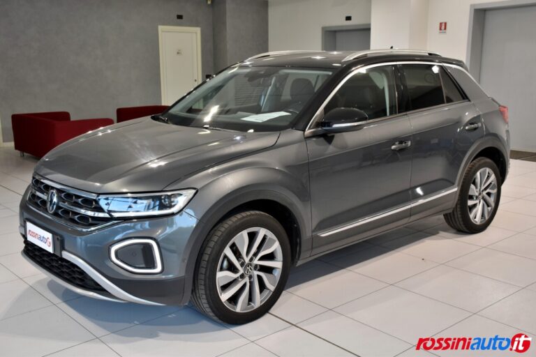 VOLKSWAGEN T-ROC BENZINA 1.5 TSI 150 CV STYLE USATA