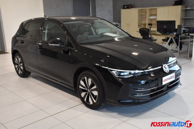 VOLKSWAGEN GOLF 8.5 DIESEL 2.0 TDI 150 CV DSG LIFE GOAL EDITION USATO