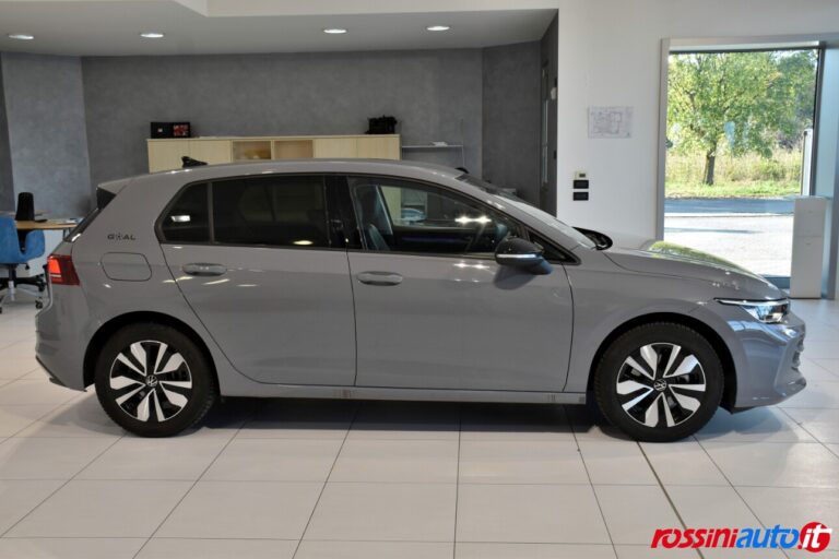 VOLKSWAGEN GOLF 8.5 2.0 TDI 150 CV DSG LIFE GOAL EDITION USATA