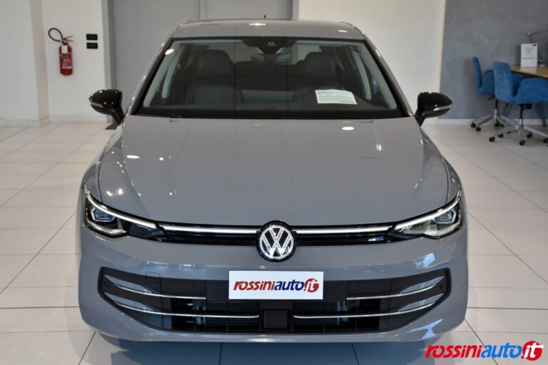 VOLKSWAGEN GOLF 8.5 2.0 TDI 150 CV DSG LIFE GOAL EDITION USATA