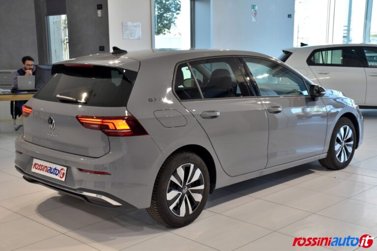 VOLKSWAGEN GOLF 8.5 2.0 TDI 150 CV DSG LIFE GOAL EDITION USATA