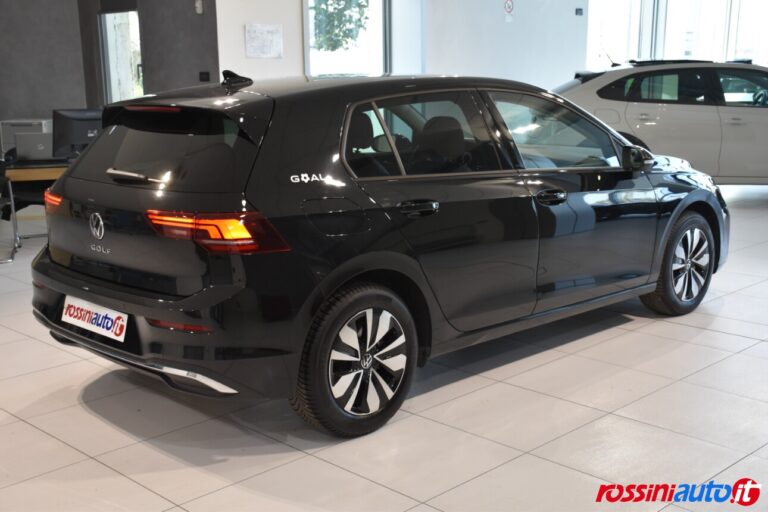VOLKSWAGEN GOLF 8.5 DIESEL 2.0 TDI 150 CV DSG LIFE GOAL EDITION USATO