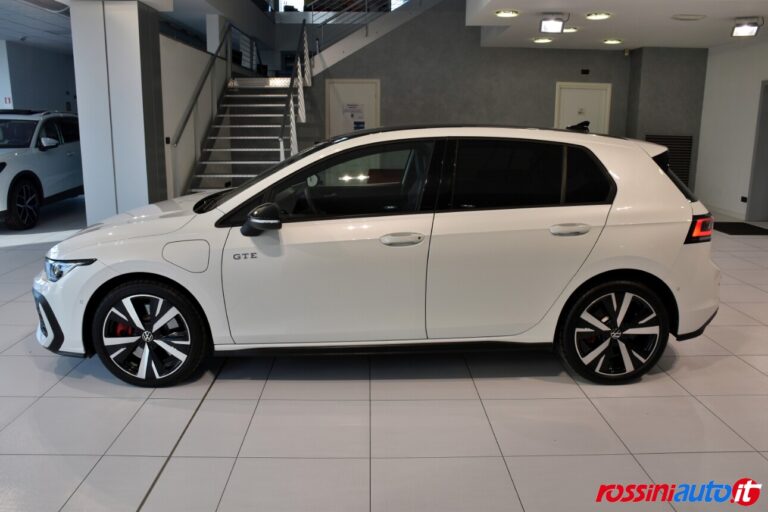 VOLKSWAGEN NUOVA GOLF 8.5 GTE 1.5 E-HYBRID 272 CV DSG USATA