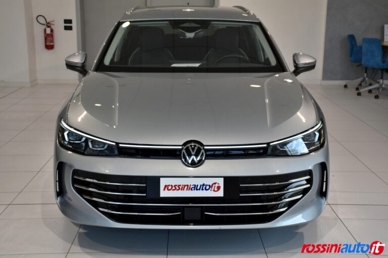 VOLKSWAGEN NEW PASSAT DIESEL 2.0 TDI 150 CV DSG BUSINESS USATA