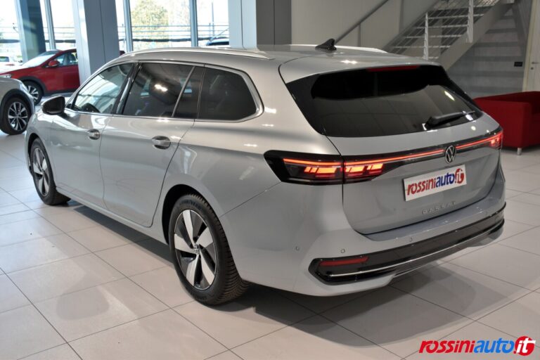 VOLKSWAGEN NEW PASSAT DIESEL 2.0 TDI 150 CV DSG BUSINESS USATA