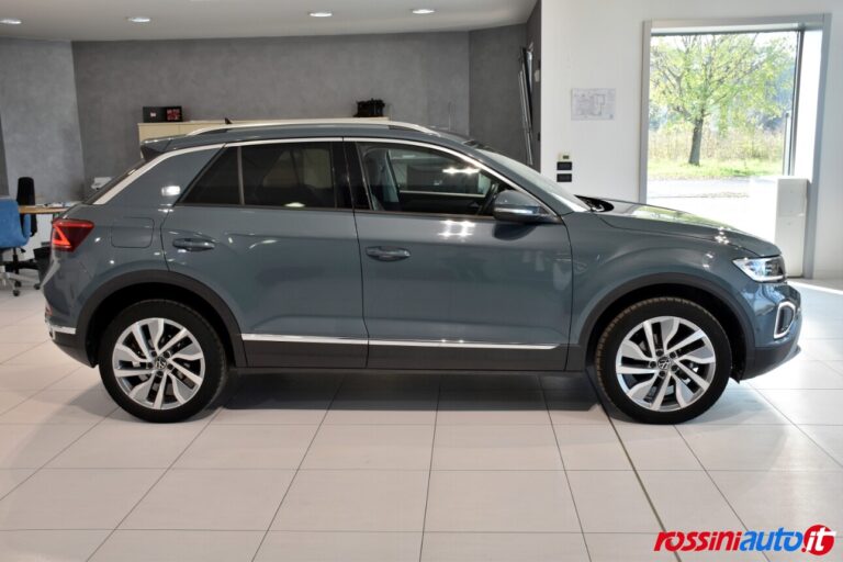 VOLKSWAGEN T-ROC BENZINA 1.5 TSI 150 CV DSG STYLE USATA
