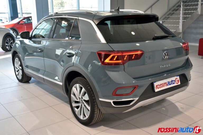 VOLKSWAGEN T-ROC BENZINA 1.5 TSI 150 CV DSG STYLE USATA