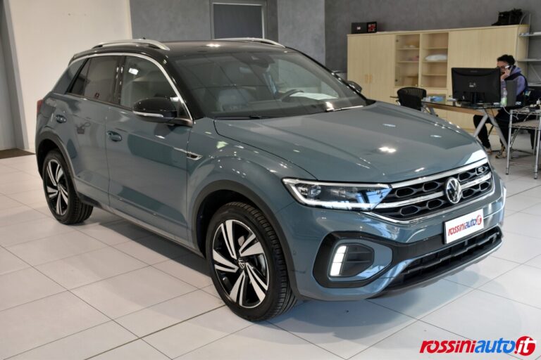 VOLKSWAGEN T-ROC  BENZINA 1.5 TSI 150 CV R-LINE USATA