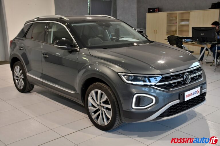 VOLKSWAGEN T-ROC BENZINA 1.5 TSI 150 CV STYLE USATA