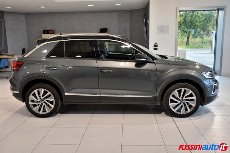 VOLKSWAGEN T-ROC BENZINA 1.5 TSI 150 CV STYLE USATA