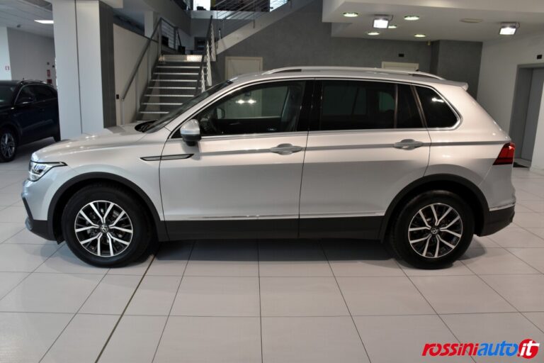 VOLKSWAGEN TIGUAN BENZINA 1.5 TSI 150 CV DSG LIFE USATA