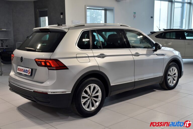 VOLKSWAGEN TIGUAN 1.5 TSI 150 CV DSG LIFE BENZINA USATO