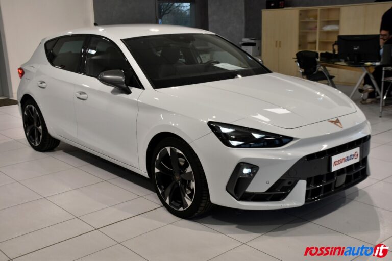 CUPRA NUOVA LEON 1.5 HYBRID 150 CV DSG USATA