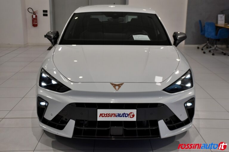 CUPRA NUOVA LEON 1.5 HYBRID 150 CV DSG USATA