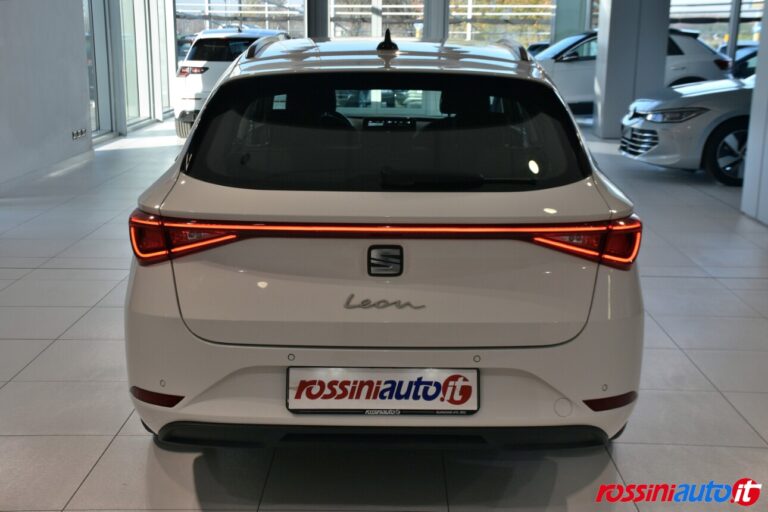 SEAT LEON SPORTSTOURER 2.0 TDI 150 CV DSG BUSINESS USATA