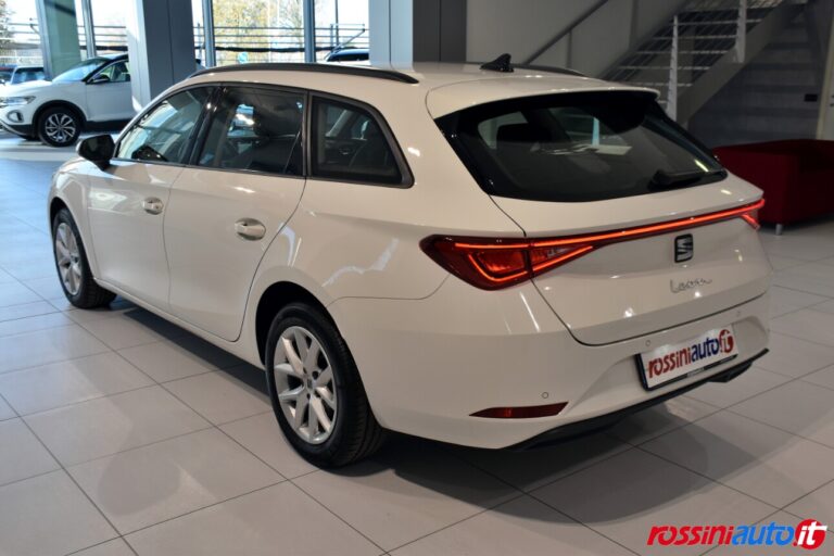 SEAT LEON SPORTSTOURER 2.0 TDI 150 CV DSG BUSINESS USATA