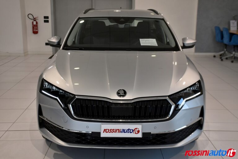 SKODA NEW OCTAVIA WAGON 2.0 TDI 150 CV DSG SELECTION USATA
