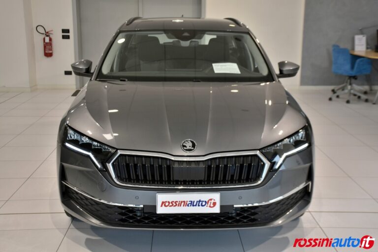 SKODA NUOVA OCTAVIA WAGON 2.0 TDI 150 CV DSG SELECTION DIESEL USATA