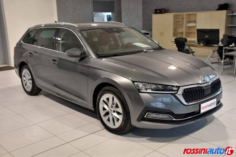 SKODA OCTAVIA WAGON 2.0 TDI 150 CV DSG STYLE DIESEL USATA