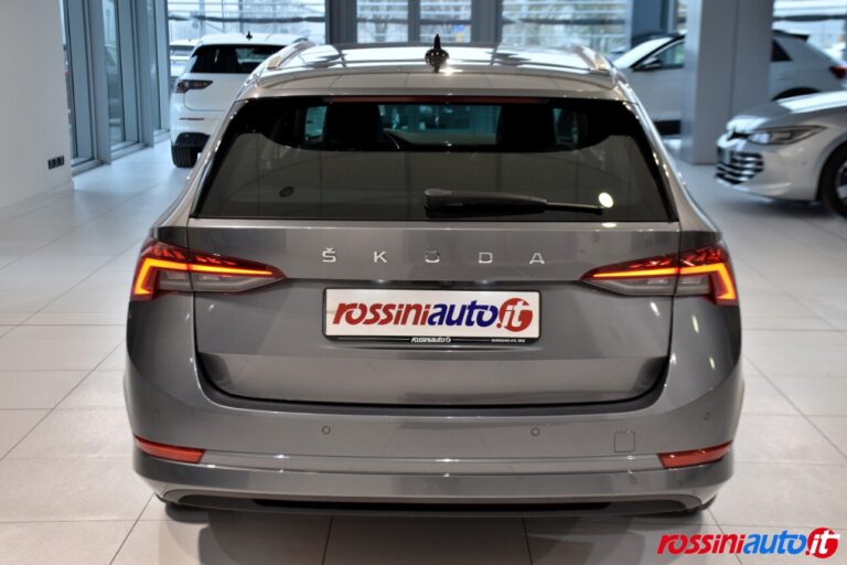 SKODA OCTAVIA WAGON 2.0 TDI 150 CV DSG STYLE DIESEL USATA