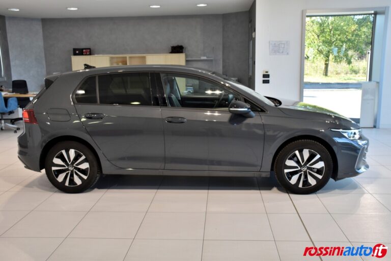 VOLKSWAGEN GOLF 8.5 BENZINA 1.5 TSI 116 CV LIFE GOAL EDITION USATA