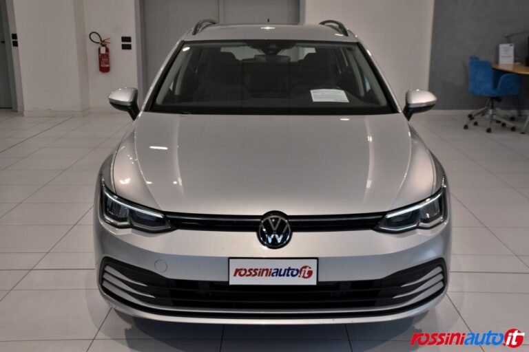 VOLKSWAGEN GOLF VARIANT 1.5 ETSI 131 CV DSG LIFE MILD-HYBRID USATA