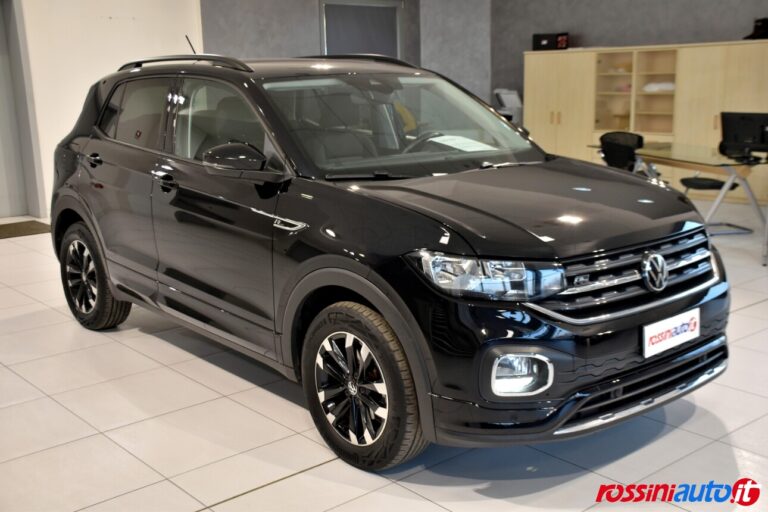 VOLKSWAGEN T-CROSS BENZINA 1.0 TSI 95 CV SPORT USATA