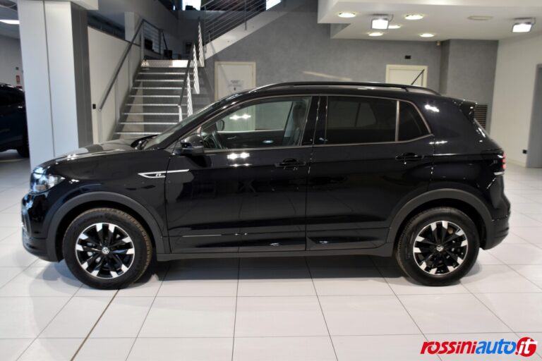 VOLKSWAGEN T-CROSS BENZINA 1.0 TSI 95 CV SPORT USATA