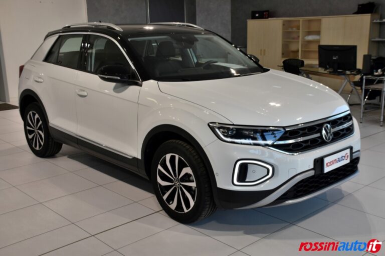 VOLKSWAGEN T-ROC 1.0 TSI 110 CV STYLE BENZINA USATO
