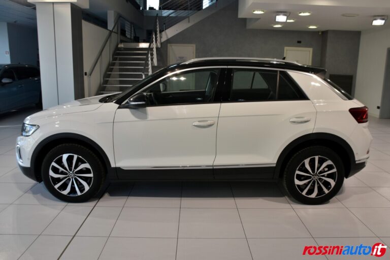 VOLKSWAGEN T-ROC 1.0 TSI 110 CV STYLE BENZINA USATO