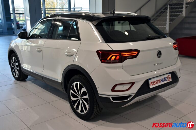 VOLKSWAGEN T-ROC 1.0 TSI 110 CV STYLE BENZINA USATO