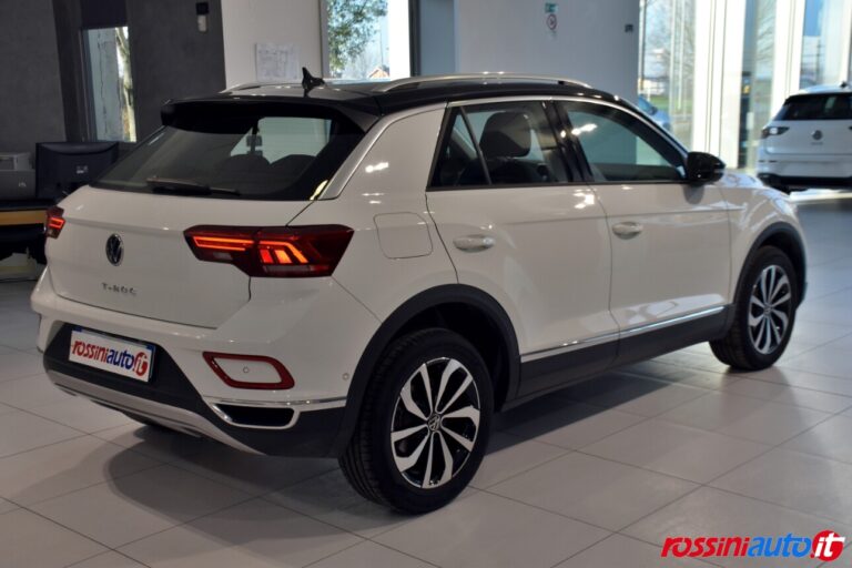 VOLKSWAGEN T-ROC 1.0 TSI 110 CV STYLE BENZINA USATO