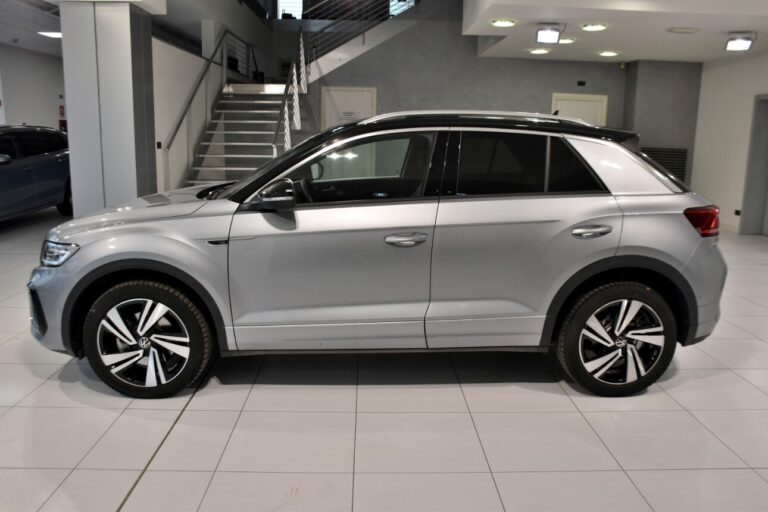 VOLKSWAGEN T-ROC DIESEL 2.0 TDI 150 CV DSG R-LINE USATA