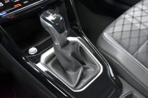 VOLKSWAGEN T-ROC DIESEL 2.0 TDI 150 CV DSG R-LINE USATA
