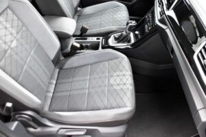 VOLKSWAGEN T-ROC DIESEL 2.0 TDI 150 CV DSG R-LINE USATA