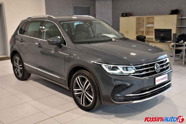 VOLKSWAGEN TIGUAN 1.5 TSI 150 CV DSG ELEGANCE BENZINA USATA
