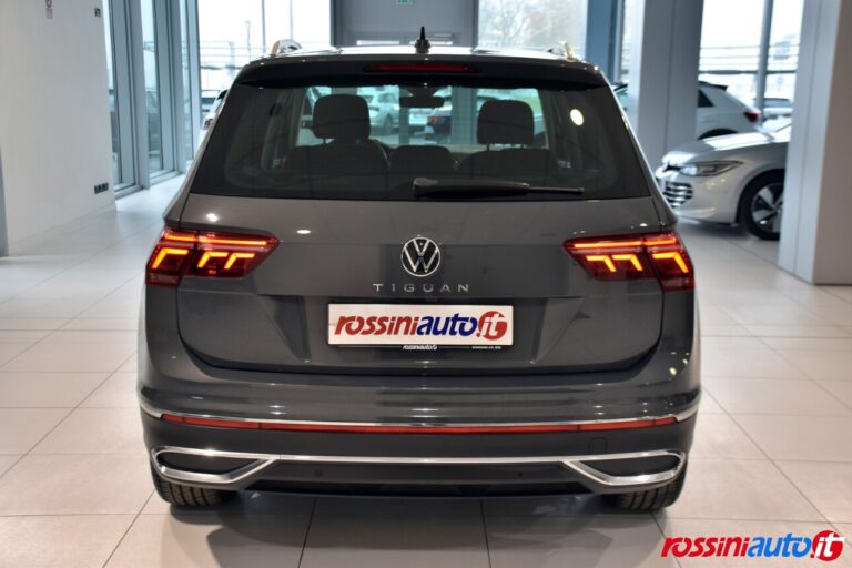 VOLKSWAGEN TIGUAN 1.5 TSI 150 CV DSG ELEGANCE BENZINA USATA