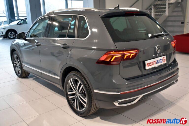 VOLKSWAGEN TIGUAN 1.5 TSI 150 CV DSG ELEGANCE BENZINA USATA