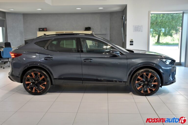 CUPRA NEW FORMENTOR 1.5 E-HYBRID 204 CV DSG USATA