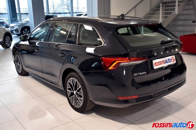 SKODA OCTAVIA WAGON 2.0 TDI 116 CV DSG EXECUTIVE USATA