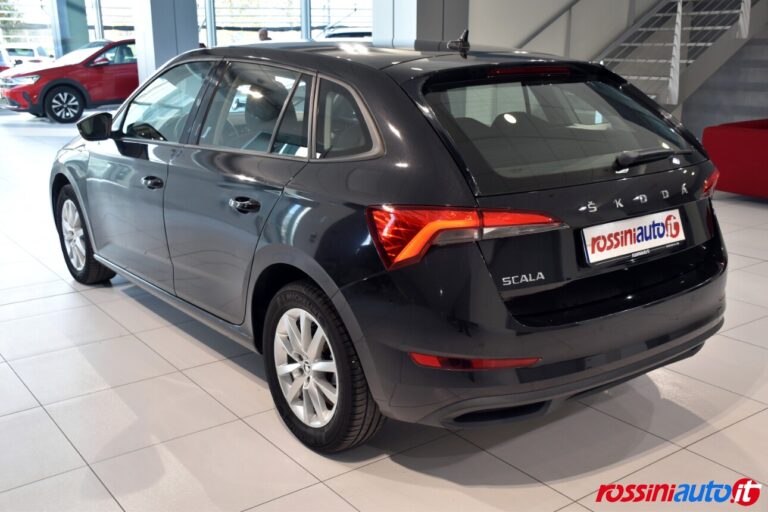 SKODA SCALA 1.6 DIESEL TDI 116 CV DSG AMBITION USATA