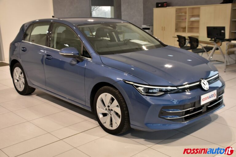 VOLKSWAGEN NUOVA GOLF 8.5 DIESEL 2.0 TDI 150 CV DSG STYLE USATA